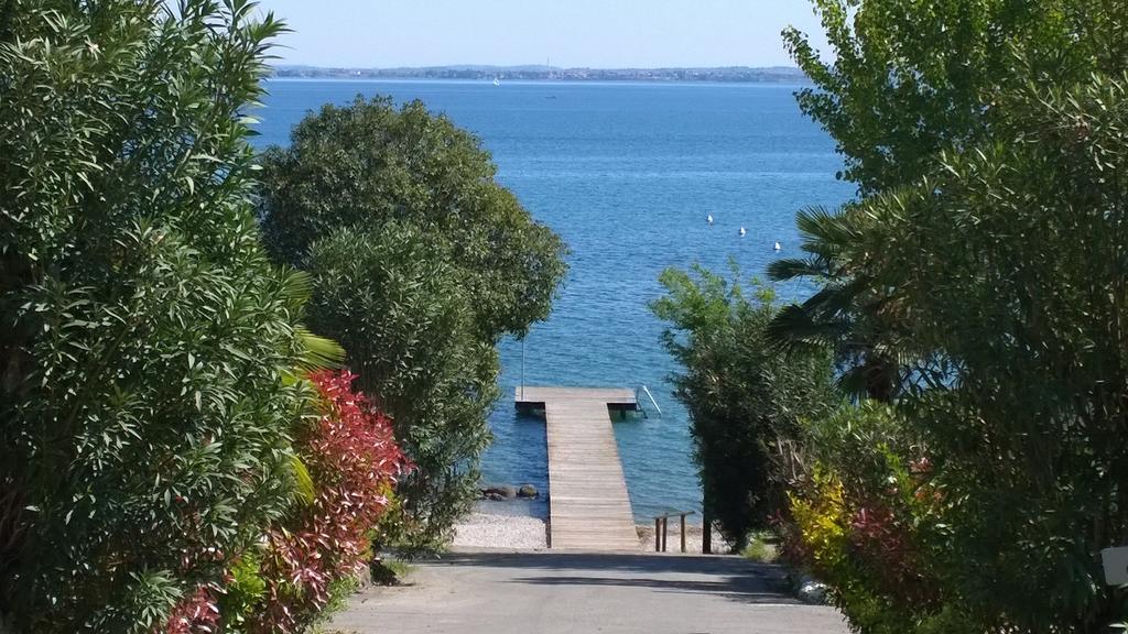 Campeggio Delle Rose Moniga del Garda Exteriör bild